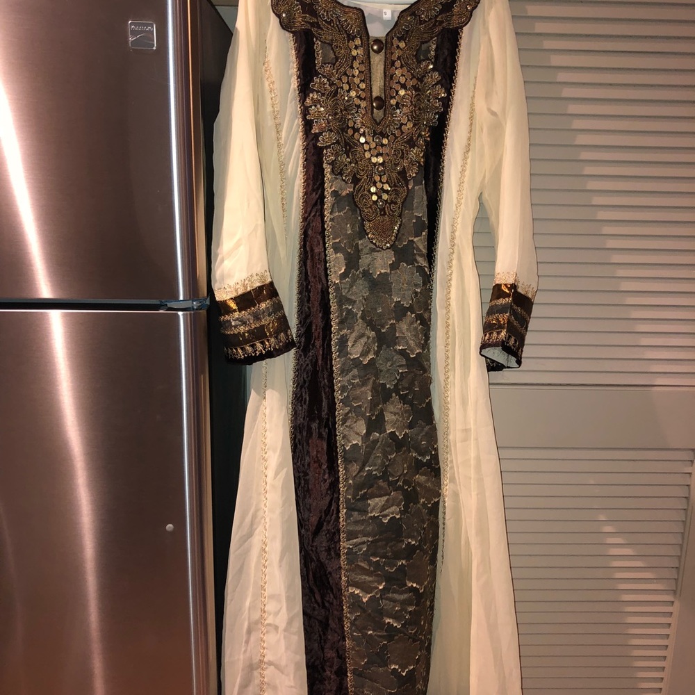 Indian maxi